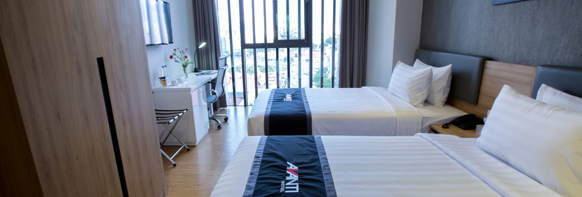 Premier Room – Twin